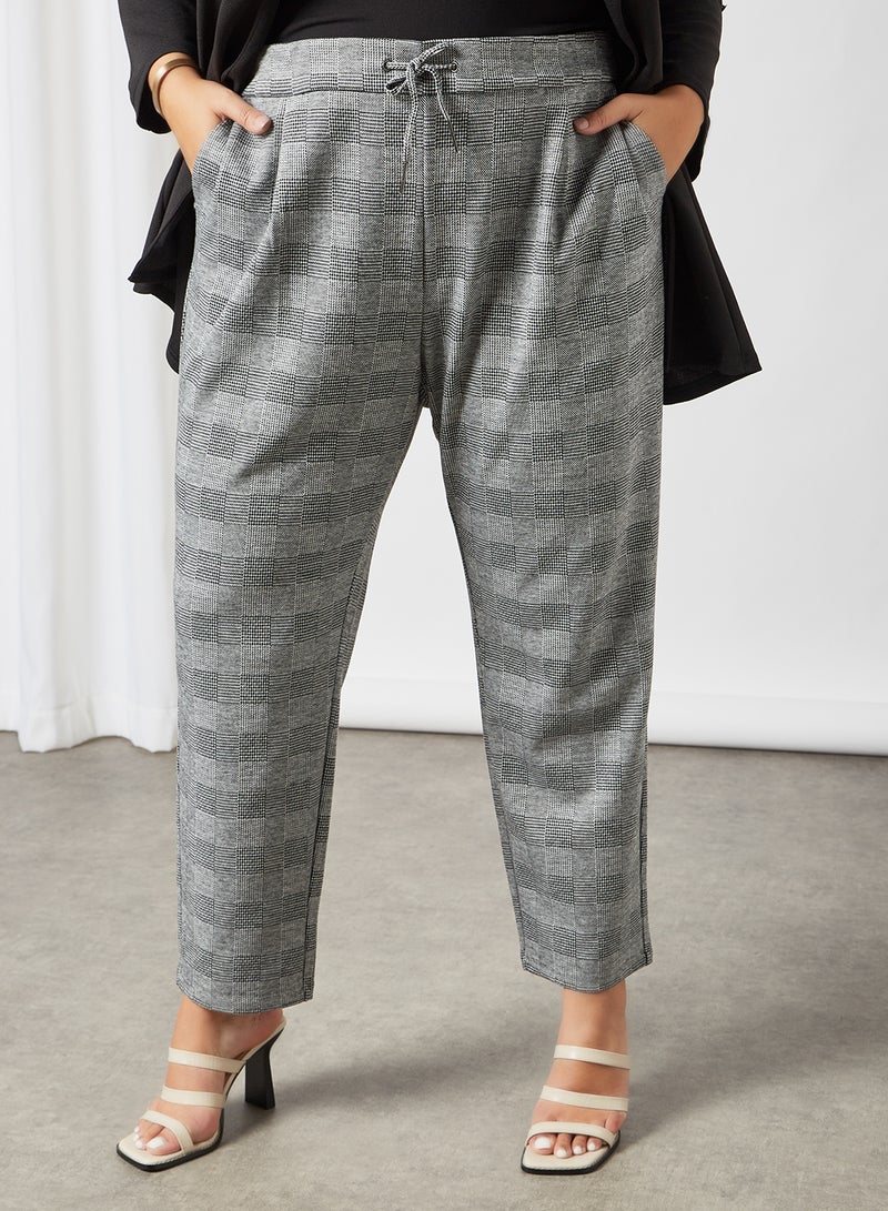 VERO MODA - Plus Size Checkered Trousers Light Grey - Image 1