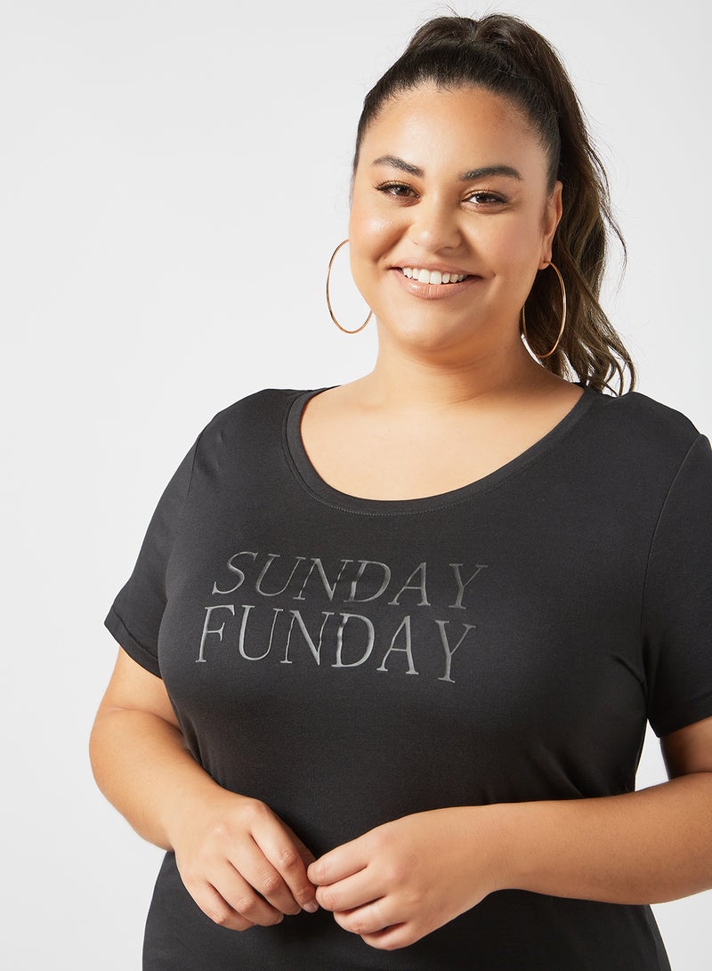 Only Carmakoma - Plus Size Slogan Print T-Shirt Black - Image 1