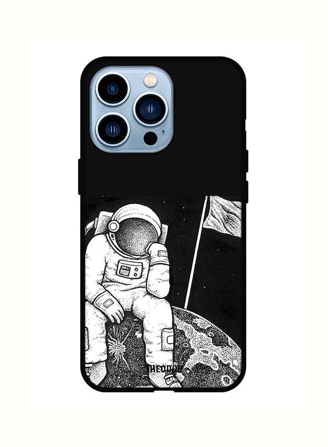 ثيودور غطاء حماية واقٍ لهاتف أبل آيفون 13 برو نمط مطبوع برواد فضاء - Image 1