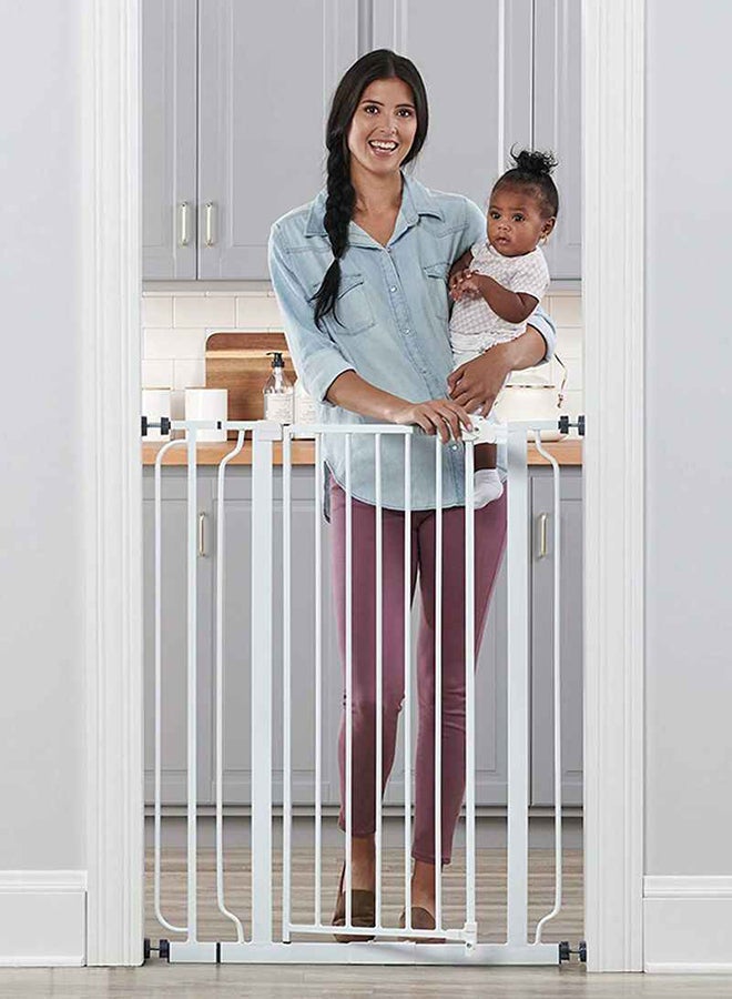 Easy Step Extra Tall Adjustable Baby Quick Install Auto Close - White