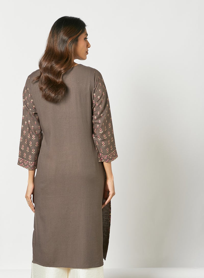 Zyna Fashion - Hand Embellishment Elegant Printed Kurti Multicolour - Image 1