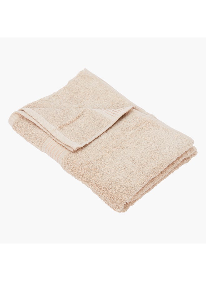 هوم بوكس منشفة حمام أساسية منفوشة بيج - Image 2