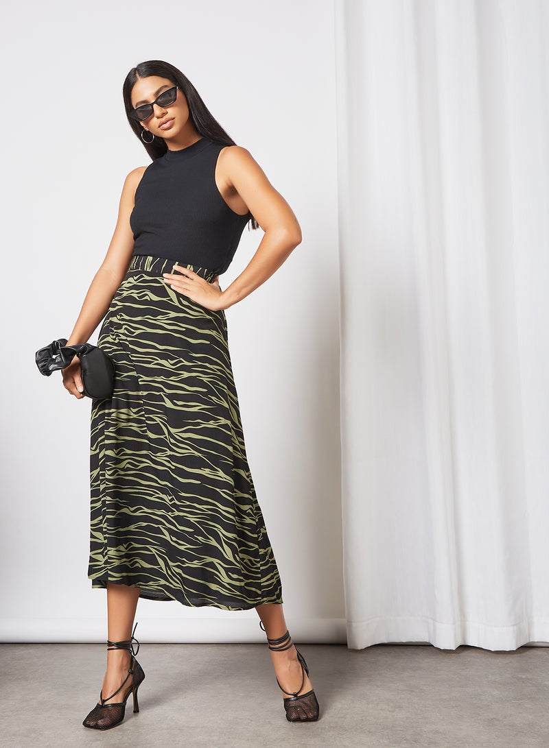 Jacqueline de Yong - All-Over Print Skirt Black - Image 1