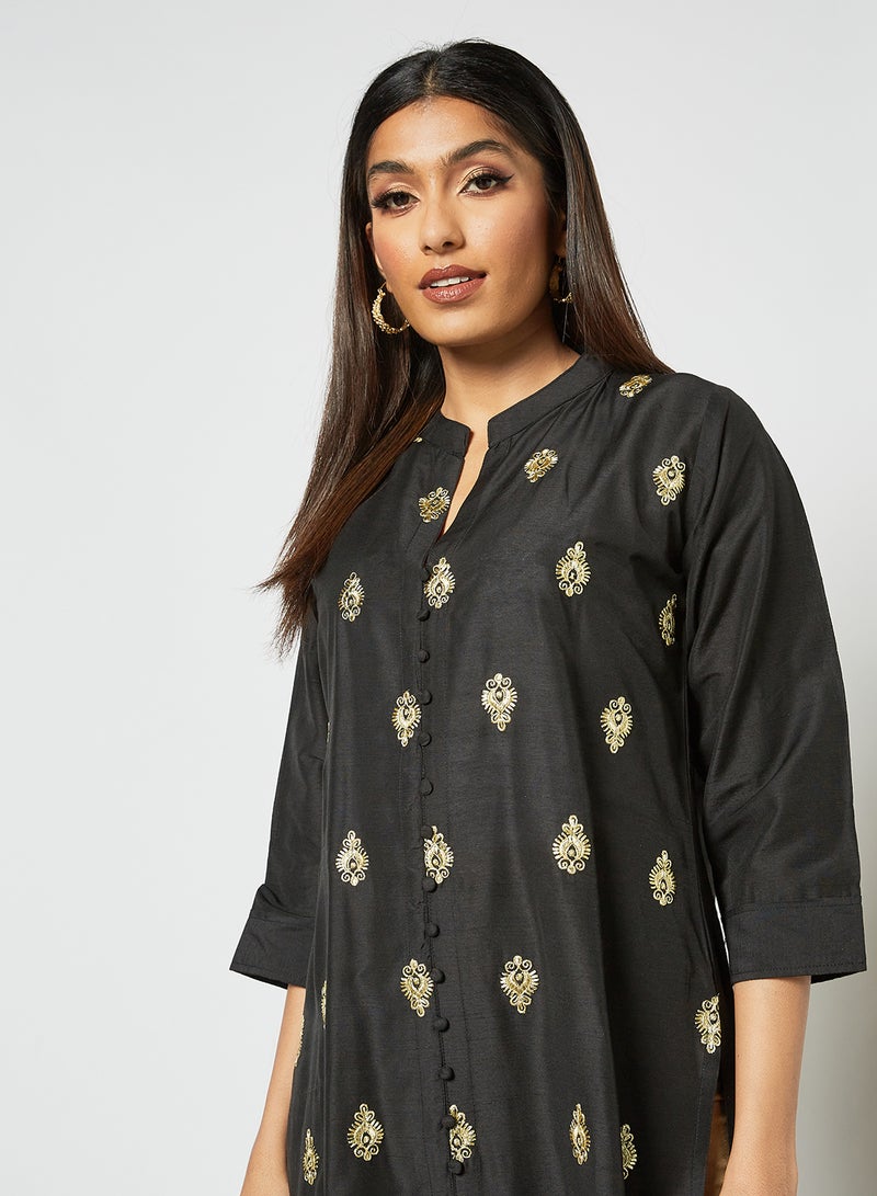 Zyna Fashion - Ethnic Embroidered Mandarin Neck Three Quarter Sleeve Kurta Black - Image 1