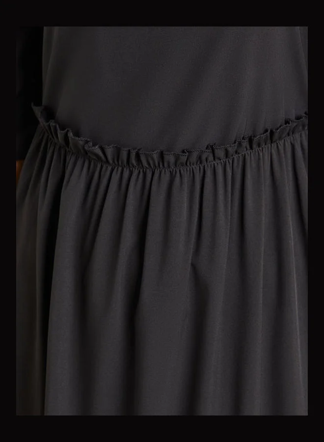 Closet By Styli Solid Pattern Square Neck A-Line Maxi Dress Black