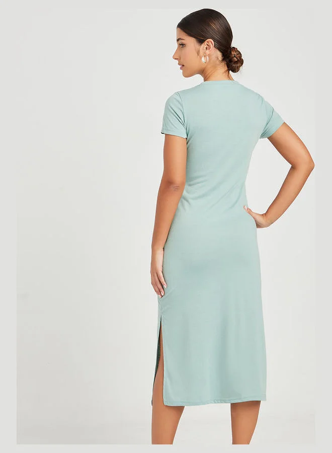 Closet By Styli Knitted Split Hem Detail Midi Dress Green