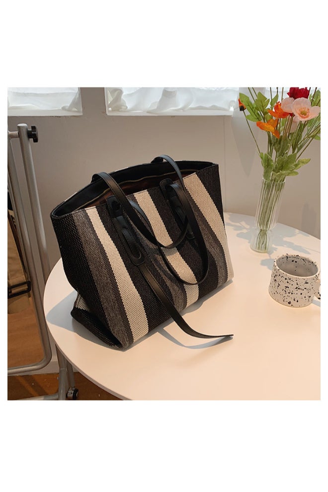 Big Bag Contrast Color Shoulder Bag Multicolour  - Image 3