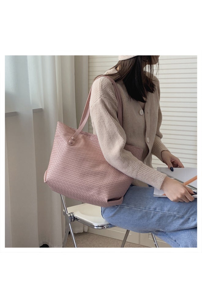 High Capacity Woven One Shoulder Bag Pink  - Image 4