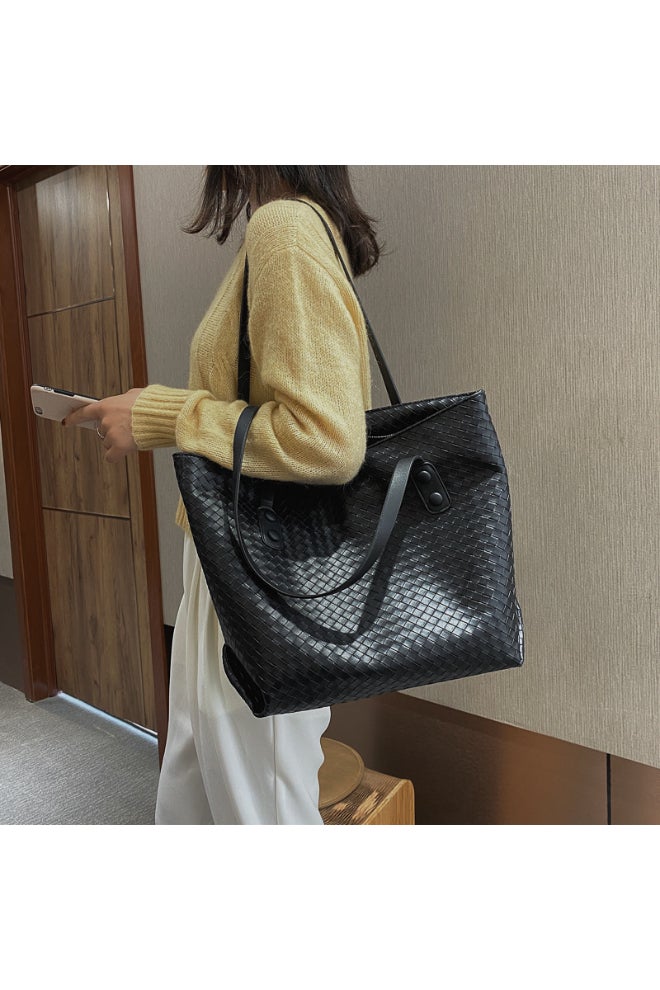 High Capacity Woven One Shoulder Bag Black  - Image 2