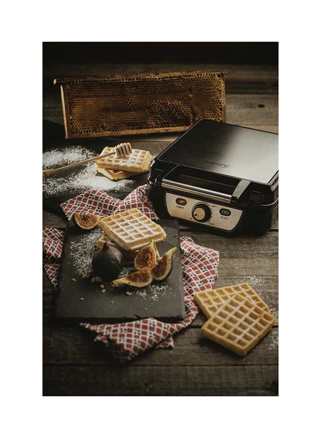 CAMRY - Germany waffle maker 4 large pieces 1500.0 kW 3025 black - Image 1