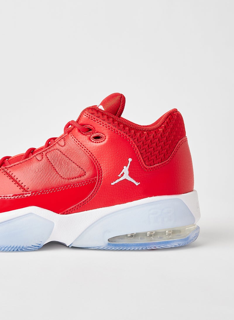 Jordan - Jordan Max Aura 3 Sneakers Red - Image 1