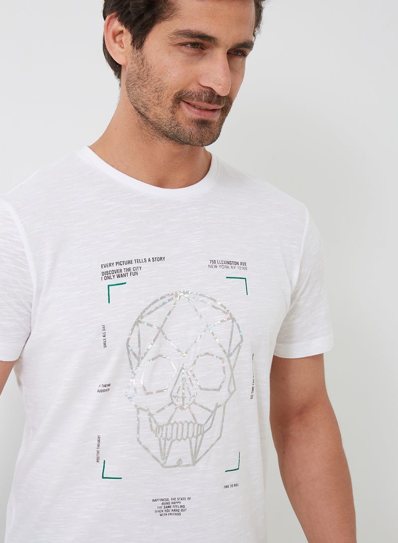 TOWN TEAM - Skull Graphic Print T-Shirt White - Image 1