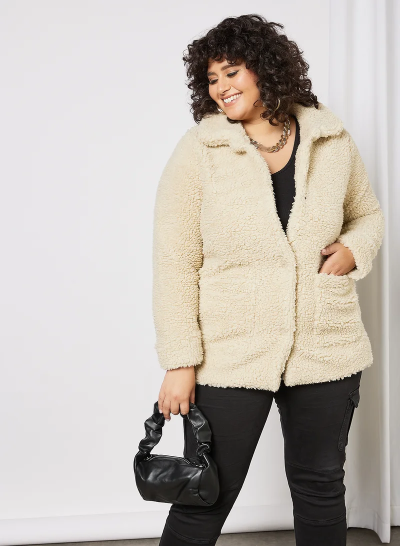 Only Carmakoma Curvy Sherpa Jacket Beige