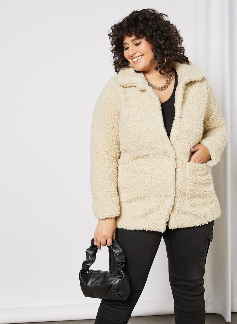 Only Carmakoma - Curvy Sherpa Jacket Beige - Image 1