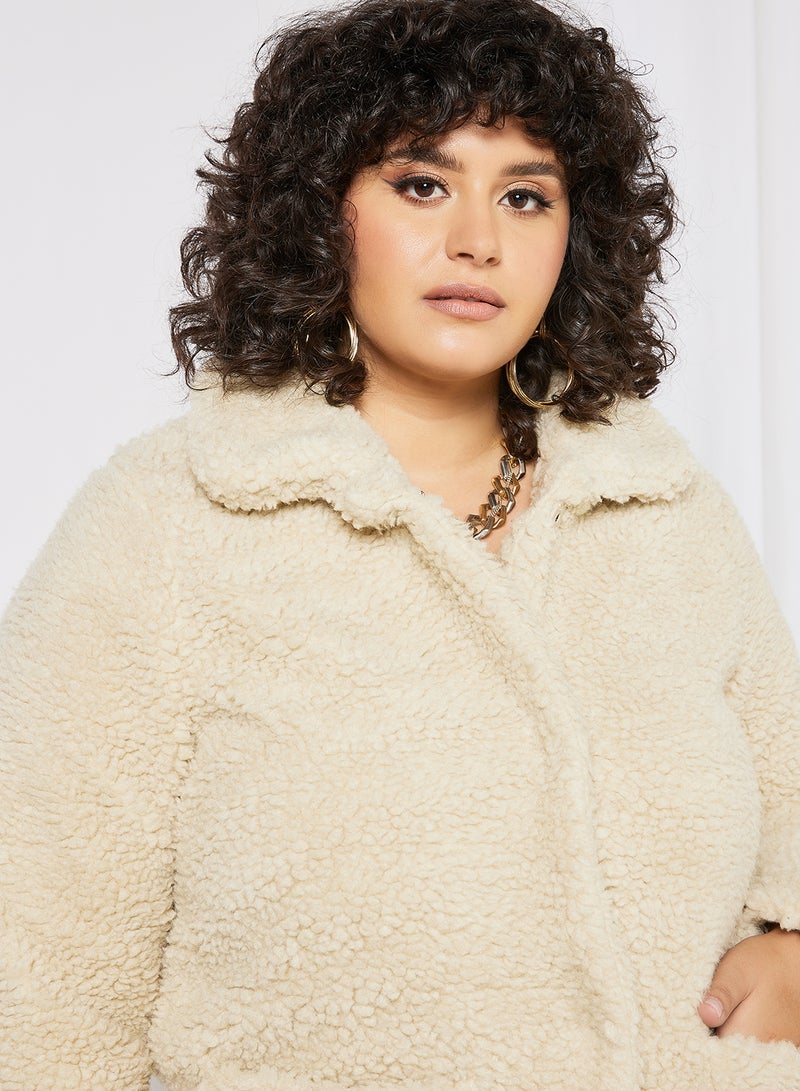 Only Carmakoma - Curvy Sherpa Jacket Beige - Image 1