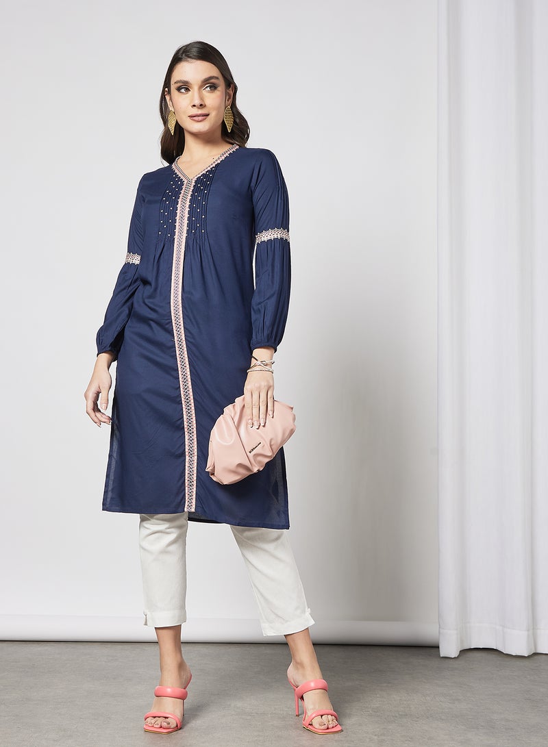 W - Gather Detailed V-Neck Kurta Navy - Image 1