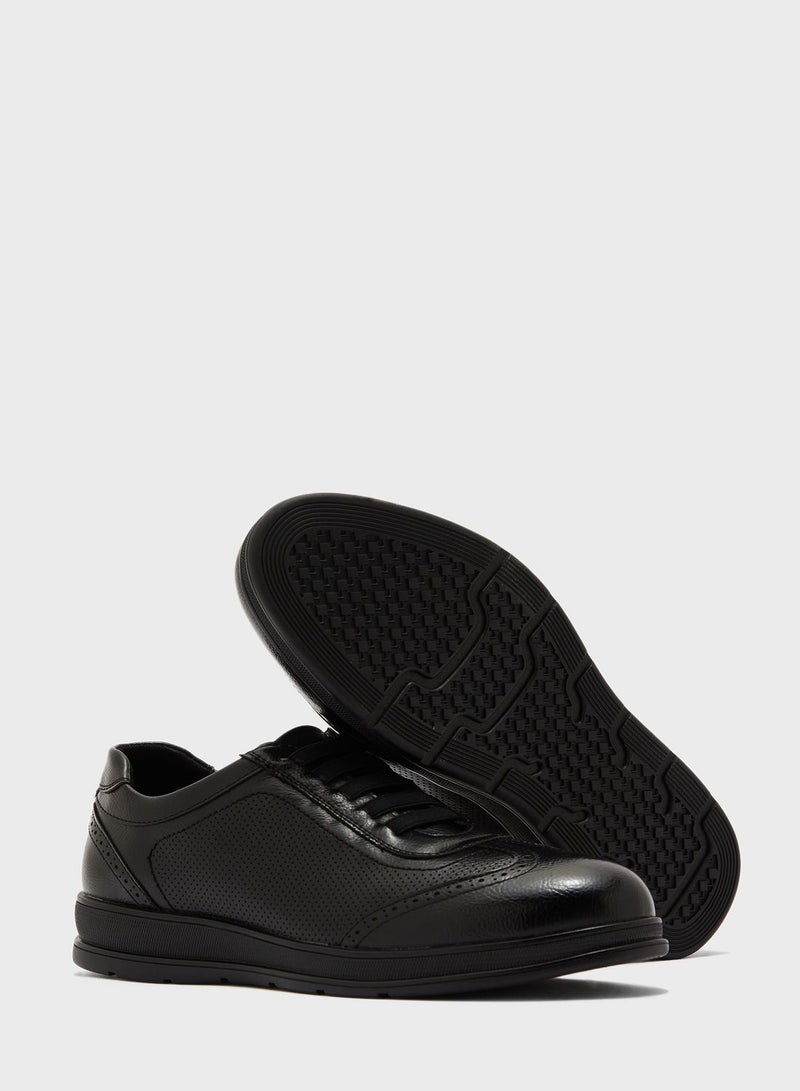 Robert Wood By Namshi - Casual Wing Cap Slip Ons Black - Image 1