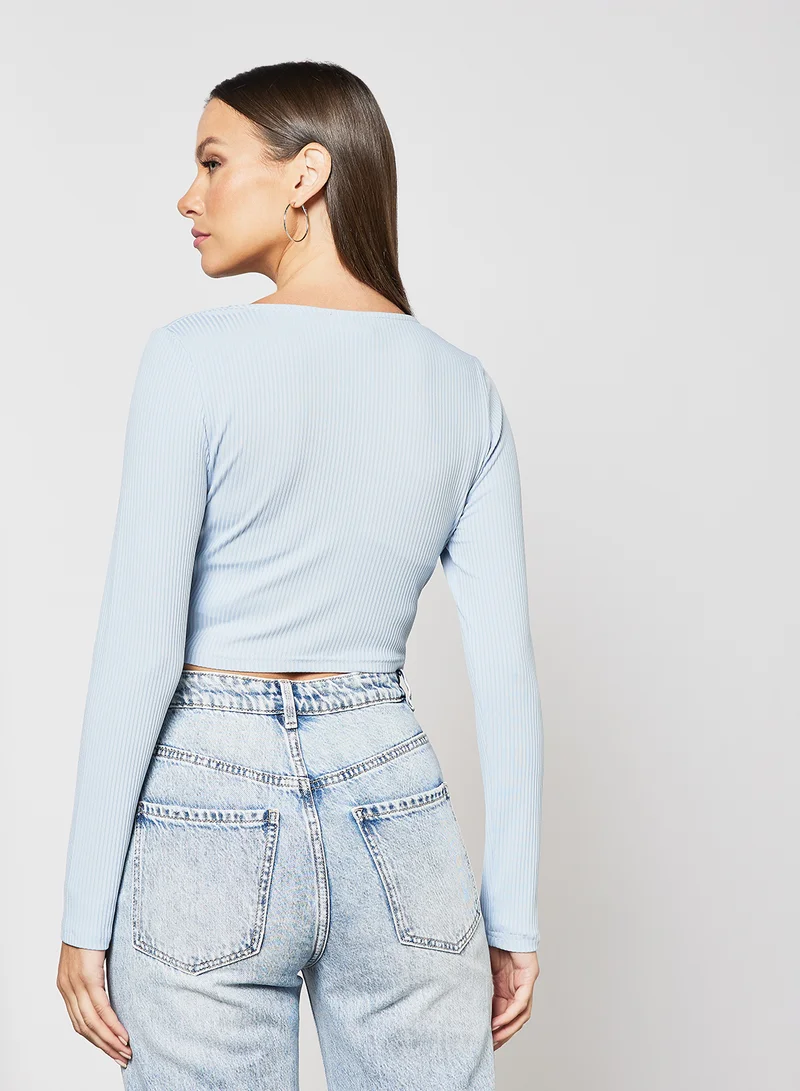 LABEL RAIL Front Twist Crop Top