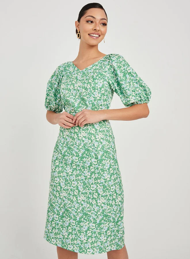 Closet By Styli Ditsy Printed V-Neck Midi Dress Green/White