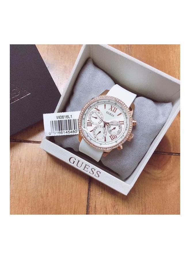 GUESS Women's Rubber Chronograph Elastic Watch W0616L1 - Image 2