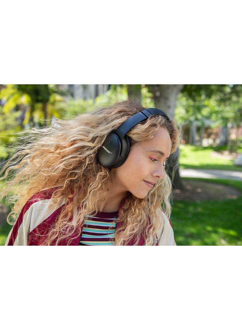 BOSE - Quiet Comfort 45 Wireless Noise Cancelling Headphones Black - Image 1