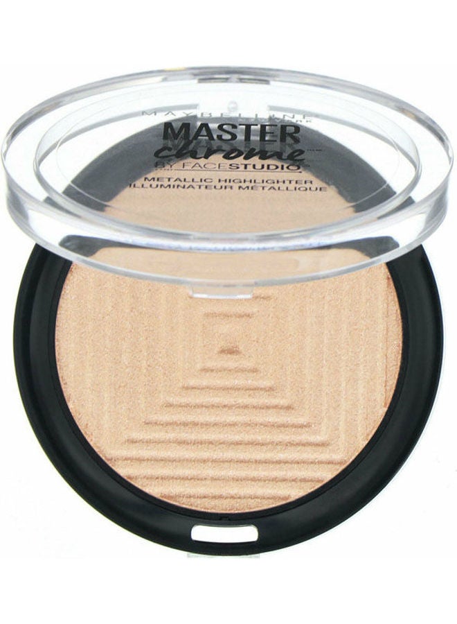 MAYBELLINE NEW YORK - Master Chrome Metallic Highlighter 300 Molten Quartz Beige - Image 1