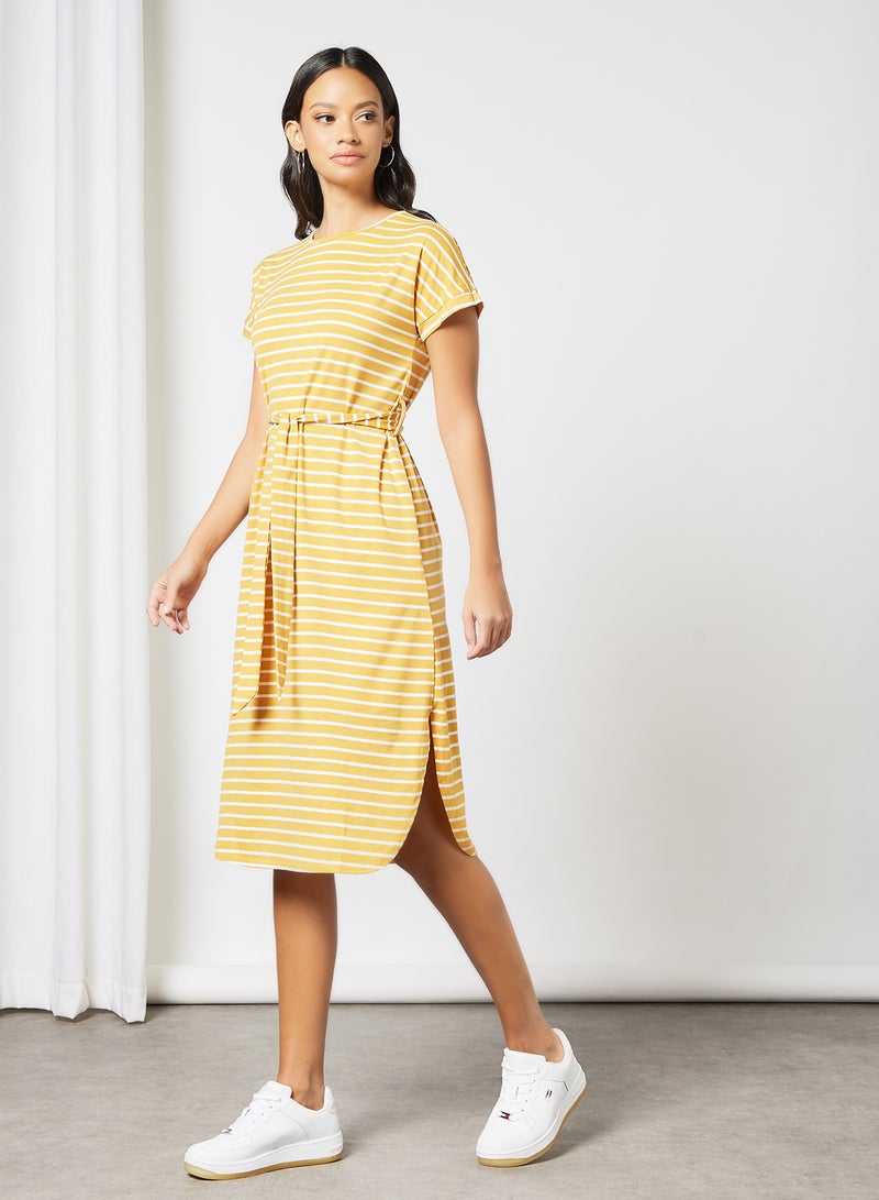 Aila Short Sleeve Tie Bow Stripe Midi Knit Dress Yellow/White - Image 4