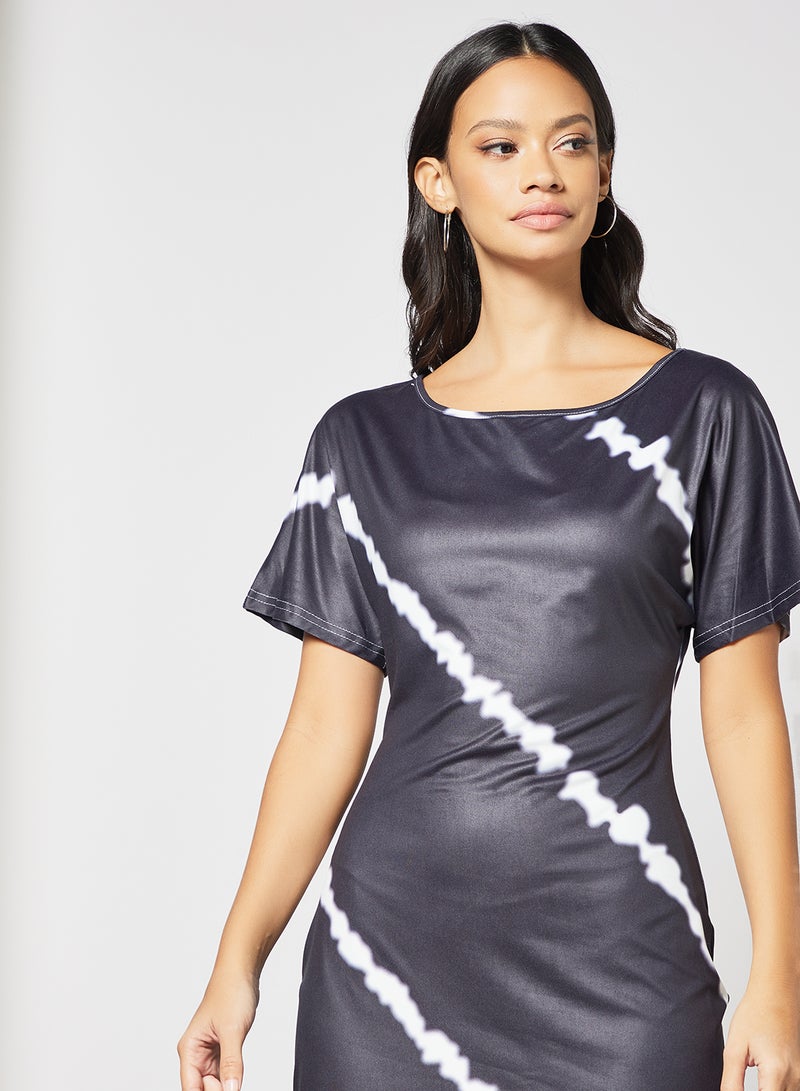 Aila Casual Short Sleeve Mini Knit Dress Black Print  - Image 4