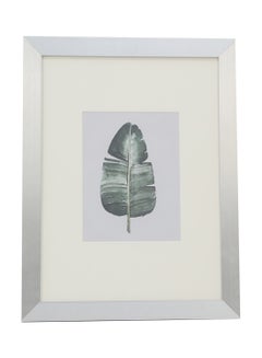 إطارات حائط بإطار خارجي فضي outer frame size: L44xH50cm xT1.8cm for photo size: 8x10بوصة