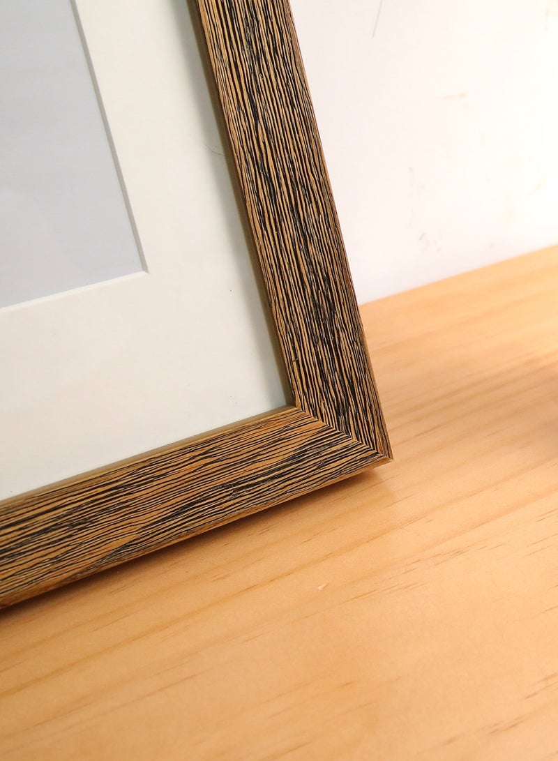 ebb & flow - Wall Frames With Outer Frame Dark Brown outer frame size: L26xH35 xT3cm for photo size: 5x7inch - Image 1