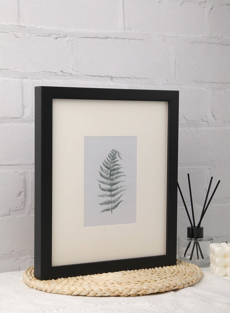 Switch - Frame Sets With Outer Black outer frame size: frame: 28x33x3CM for photo 6x4", frame: 33x50x3CM for photo 3pcs 4x6", frame: 33x38x3CM for photo 5x7", frame: 33x43x3 for photo 2pcs 5x7", frame: 38x33x3CM for photo 7x5"inch - Image 1
