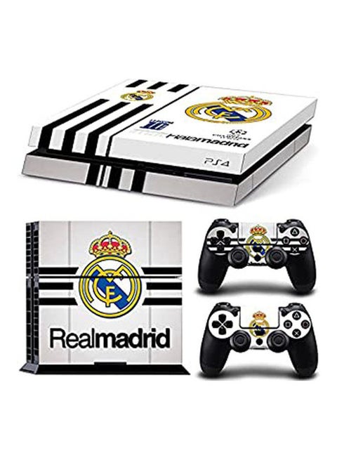ملصق بتصميم شعار فريق ريال مدريد لجهاز سوني بلايستيشن 4 وأذرع التحكم عن بعد