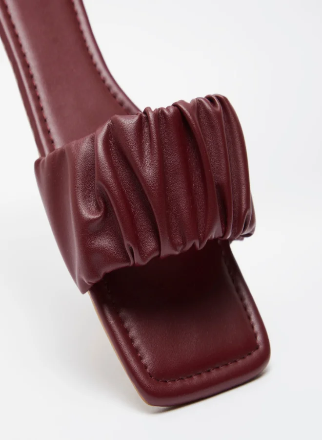 shoexpress Ruched Strap Slip-On Flat Sandals Maroon