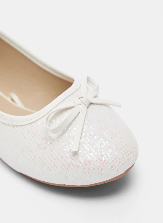 shoexpress Girls Glitter Textured Bow Accent Ballerina White