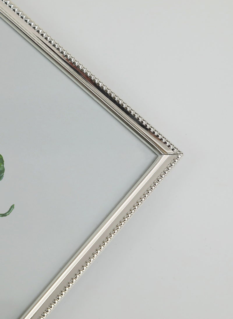 ebb & flow - Tabletop Photo Frames With Outer Frame Silver outer frame size: L11xH16xT1.5cm for photo size: 4x6inch - Image 1