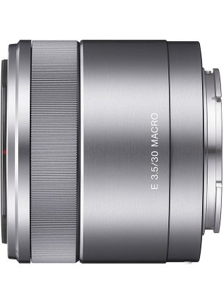30mm f/3.5 E-mount Macro Fixed Lens SEL30M35 Silver - v1636280784/N51735532A_1
