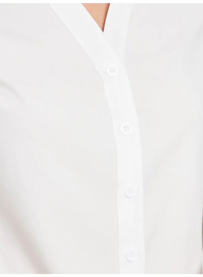 Closet By Styli Short Sleeve V-Neck Shirt White