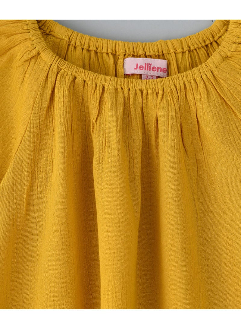 جيلين Woven Solid Dress With Patch Pockets At Front And Gathers At Neck Yellow - Image 3