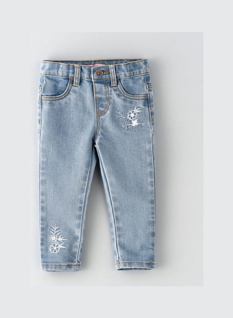 جيلين بنطال جينز مزين بزهور أزرق - Image 1