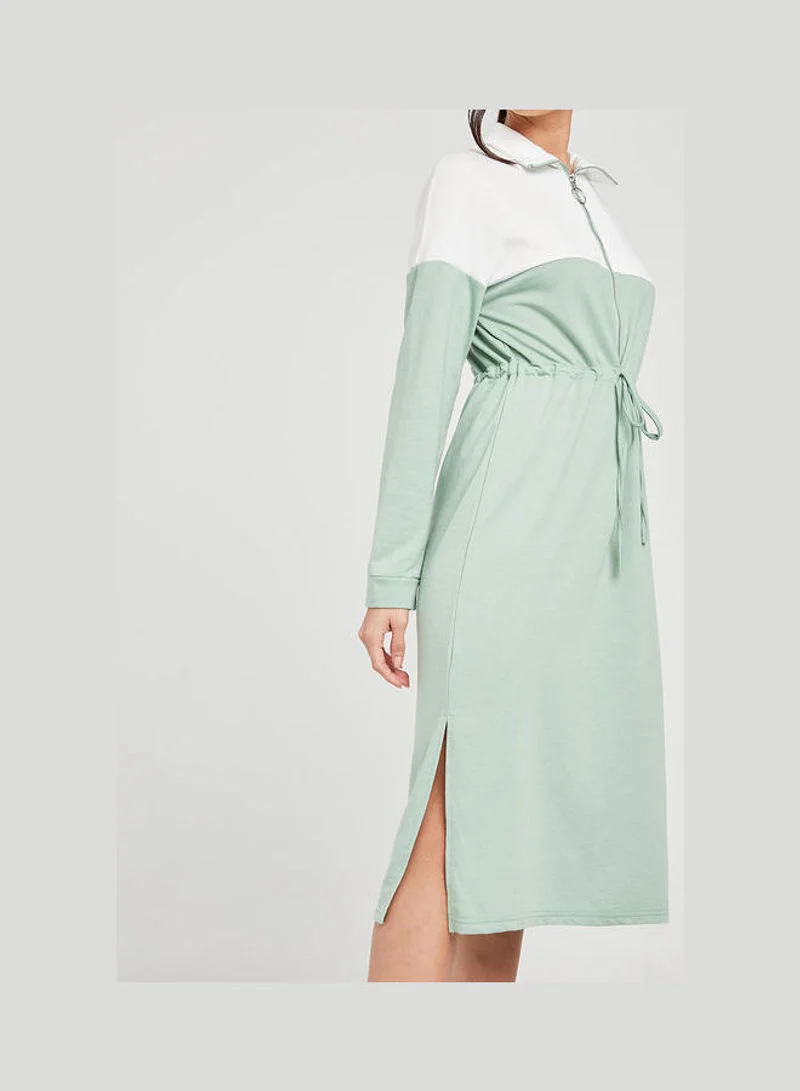 Closet By Styli Three-Quarter Sleeves Colourblock A-Line Midi Dress Green/White