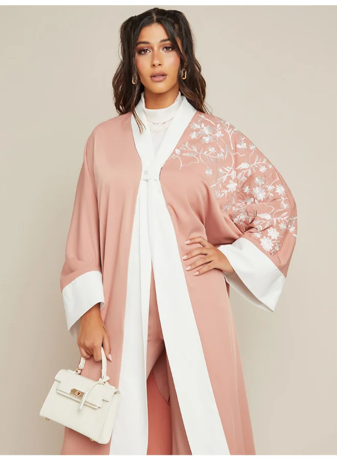 Closet By Styli Embroidered Detail Long Sleeve Maxi Abaya Pink/White