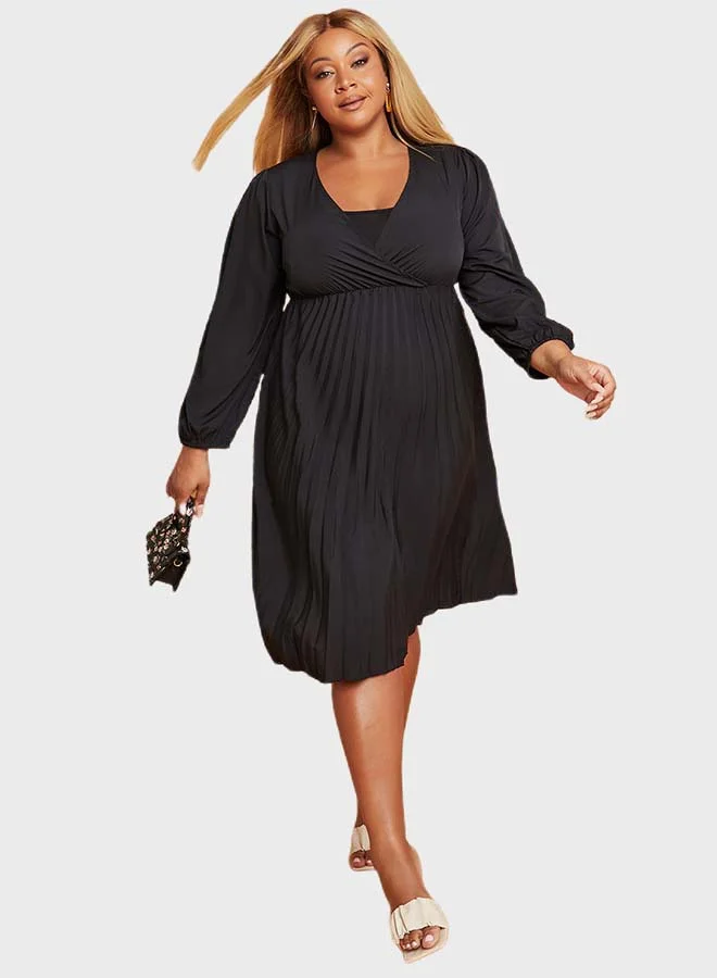 Closet By Styli Pleated Detail Puff Sleeve Midi Dress Black