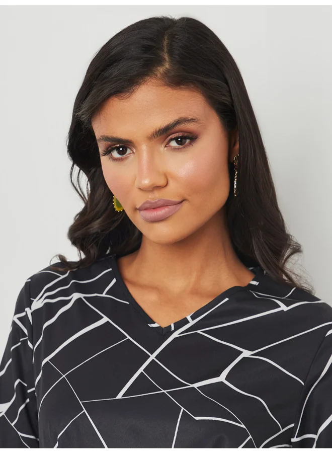 Closet By Styli Abstract Print V-Neck Wide Leg Jumpsuit Black/White