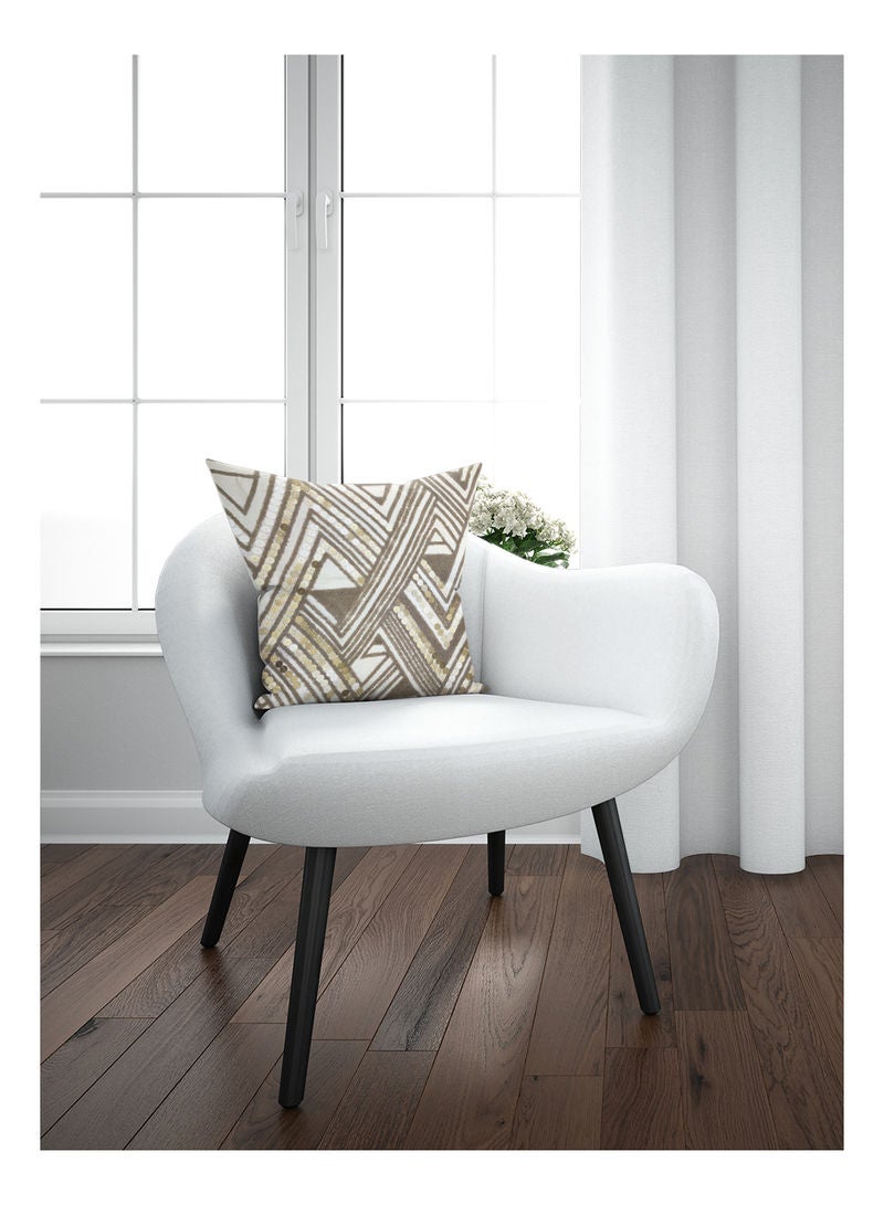 هوم تاون وسادة ديكور بطبعة ملمس نسيجي أبيض/ذهبي 45x45سم - Image 1