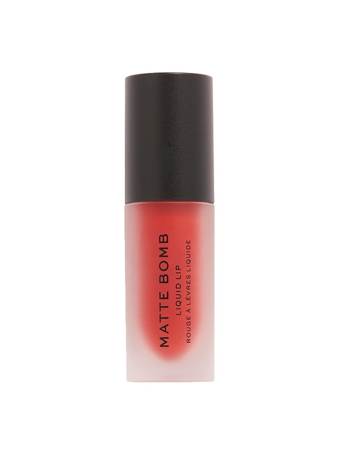 REVOLUTION Matte Bomb Lipstick Lure Red 