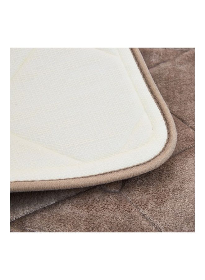 Home Box Bella Memory Foam Bath Mat Beige 40 x 60cm  - Image 3