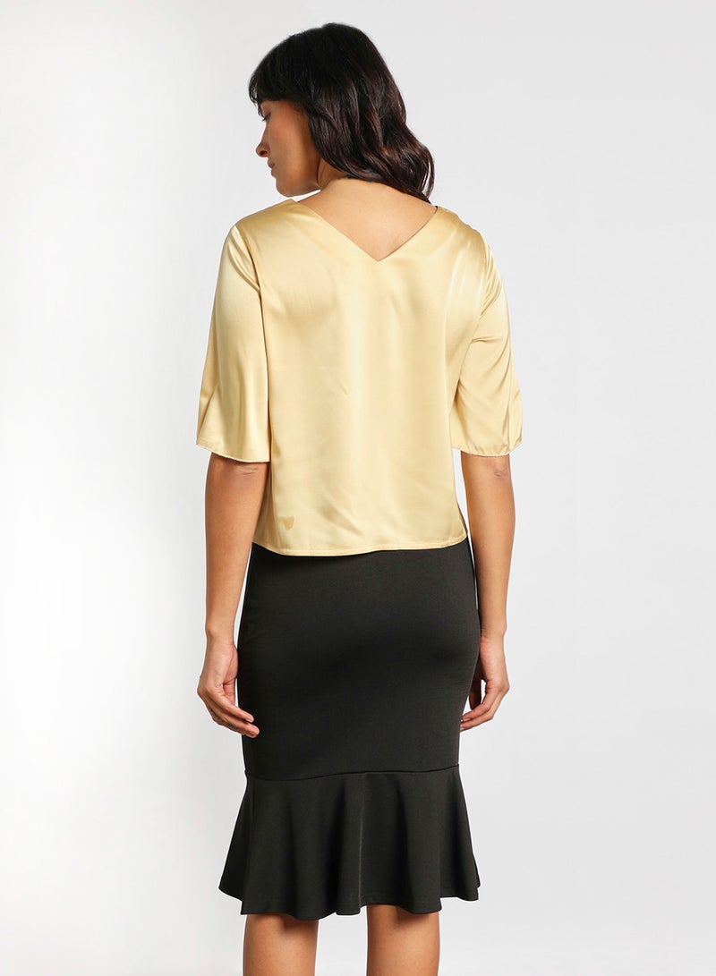 Aila Women's Casual Bell Half Sleeve Polyester Crop Top With V-Neck Electric Aprico  - Image 3