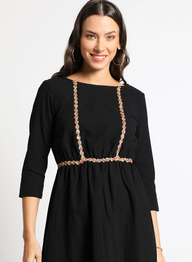 Aila - Women's Casual Round Neck Solid Design Long Sleeve Midi Dress 2-Black - Image 1