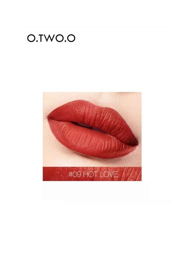 O.TWO.O Sun Gold Brocade Velvet Lipstick Red  - Image 2