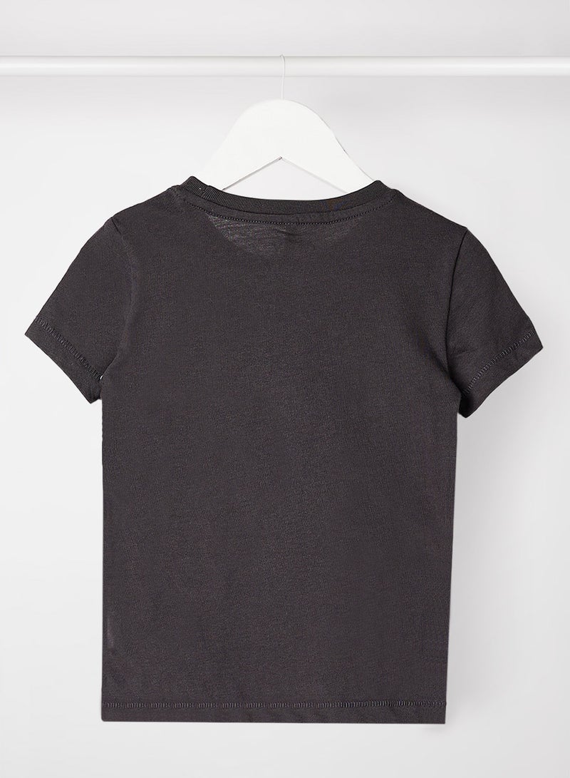 اونلي تيشيرت مزين بعبارة نصية مناسب للأطفال/ المراهقين أسود - Image 2